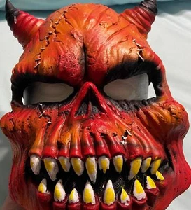 Red Devil Forum Horror Foam Latex Mask Universal Studios Costume Half NWT Scary - Picture 1 of 7