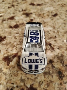 LOOSE 2013 Chevy SS JIMMIE JOHNSON #48 LOWE'S diecast 1/64 - Picture 1 of 2