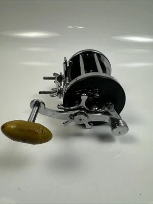 Vintage Penn Surfmaster No.200 Baitcasting Reel   -A - Image 1 of 4