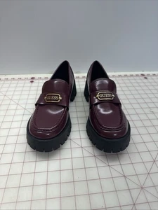 Guess SZ 10 Women’s Burgundy Chunky Loafers Shoes/Gold Monogram Logo - Picture 1 of 15