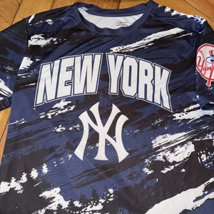 Original Merchandise Kinder 10-12 New York Yankees T-Shirt Dry Fit - Bild 1 von 3