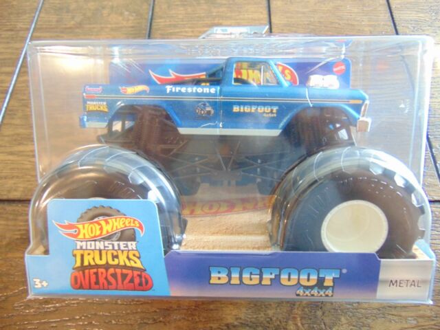 Hot Wheels Monster Trucks Bomber, 1:24 Scale for Kids Age 3, 4, 5, 6, 7, &  8 Years Old Great Gift Toy Trucks Large Scales