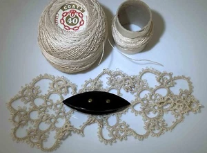 Tatting Shuttle Mini 47mm Long Black + Tatting work & Crochet Cotton ~ Vintage - Picture 1 of 5