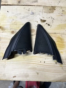 B7 AUDI A4 CONVERTIBLE FRONT TWEETER SPEAKER COVER TRIM Pair Right Left 04-09 - Picture 1 of 4