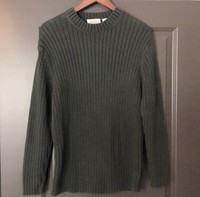 St Johns Bay Sweater Olive Green Women’s Size L