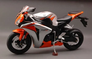 Honda CBR 1000 RR 2009 1:6 Modell 49293 New Ray - Bild 1 von 1