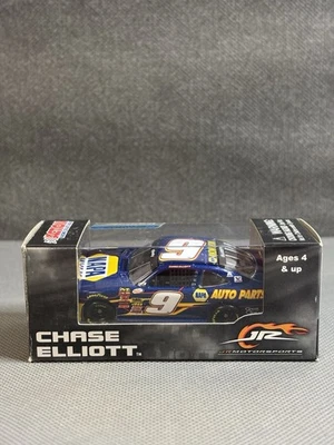 Chase Elliott 2015 Napa Auto Parts 1/64 Diecast - Image 1 of 3