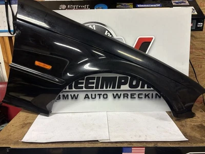 01 02 03 宝马 E46 330ci 325 COUPE 可转换前挡泥板盖黑色原始设备制造商 — 第 1/4 张图片