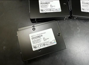 SAMSUNG PM983a U.2 1.92TB SSD 2.5"PCIe Gen3 MZQLB1T9HBJR-00AAZ MZ-QLB1T9B - Picture 1 of 1