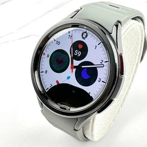 Samsung Galaxy Watch 6 Classic 47mm (Bluetooth + WiFi) SM-R960 - SCREEN ISSUE - Afbeelding 1 van 5