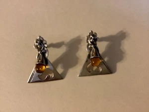 STERLING SILVER  GRAPE STYLE TIGERS EYE STONE POST STUD EARRINGS-STAMPED-VINTAGE - Picture 1 of 4