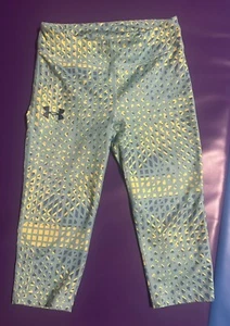 Under Armour youth Girls Capri Athletic leggings Multi Color Size Medium/Large - Picture 1 of 6