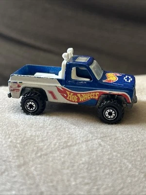 Camión Chevy 4x4 1977 Hot Wheels 1:64 azul diecast estado casi nuevo Foto 1 de 4
