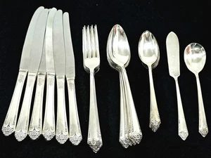 Rogers & Bro Reinforced Plate I S Flatware Set 26 Pieces, Starlight Pattern - Picture 1 of 11