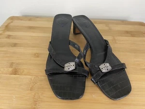 BRIGHTON Kiki Sandals Women's 9 M Leather 2in Block Heel Slides Black Croc EUC - Picture 1 of 4