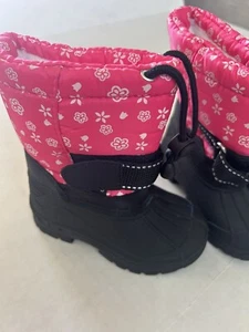 Schneestiefel rosa geblümt & schwarz Kleinkind 5 Skadoo neu ohne Etikett - Bild 1 von 5