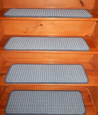 13 步 9 英寸 x 30 英寸 + 1 着陆 29 英寸 x 30 英寸楼梯踏板羊毛编织塔夫特。 — 第 1/4 张图片