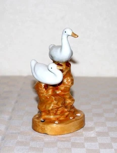Old Japan 2 Swan Figures Kenzan Flower Vase Luster Paint Ceramic Damaged Japan - Picture 1 of 10