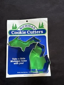 Michigan Shaped Steel Cookie Cutter - Upper & Lower Peninsula Baking Tool USA - Picture 1 of 2