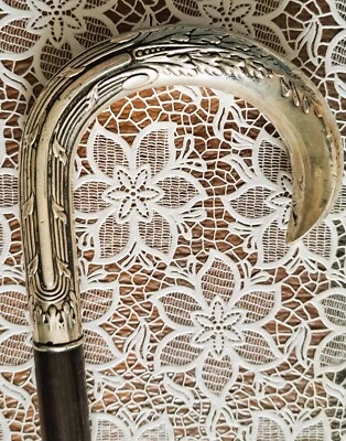 Canne de marche pommeau en argent  début xxème  long 90 cm - Photo 1/4