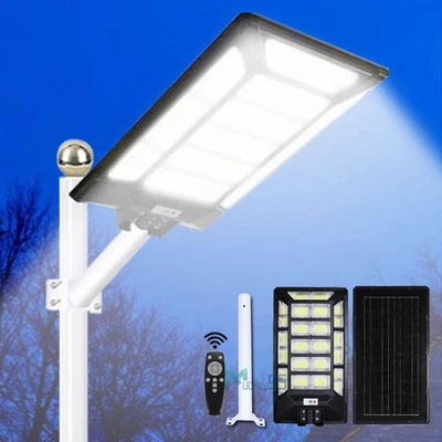 LED 11000W Commercial Solar Street Light Outdoor Dusk to Dawn parking lot lights - Image 1 of 4