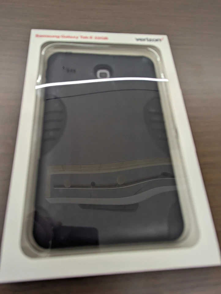 Verizon Rugged Cover fits Samsung Galaxy Tab E 8.0" SAMT377RCBLK - Image 1 of 4