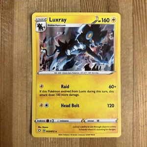 Luxray 033/072 - Holo Rare - Shining Fates - Pokemon Card - NM - Picture 1 of 2