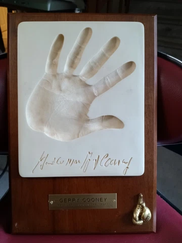 GERRY COONY Authentic Hand Print On 10 IN X 16 IN Plaque The Boxing Series Cover