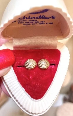 Lovely Vintage Designer 14 Kt. Gold Textured Seashell Stud Earrings - Image 1 of 4