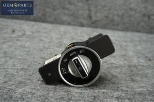 INTERRUPTOR DE LUZ DEL FARO DEL TABLERO DEL CONDUCTOR DELANTERO IZQUIERDO MERCEDES W242 W246 B250 CLA250 OEM - Imagen 1 de 4