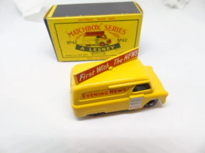 Matchbox 42a Bedford Evening News Van, RARE 24 Tread BPW in HTF Type C box - Image 1 of 4