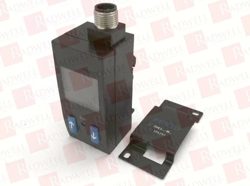 FESTO SDE1-D10-G2-W18-C-P2-M12 / SDE1D10G2W18CP2M12 (NEW IN BOX) - Image 1 of 1