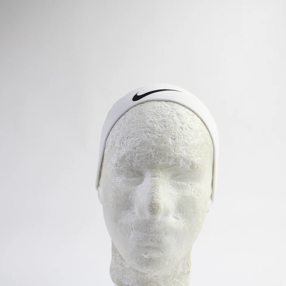 Nike Skull Cap Men's White Used - Image 1 of 1