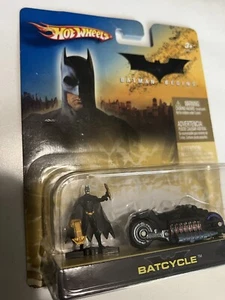 2005 Hot Wheels No. H6296 Batcycle (From Batman Begins Movie) - Picture 1 of 4