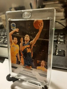 Stephen Curry Rookie 2009-10 Panini Threads Golden State Warriors Card #117 - Picture 1 of 7