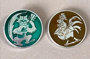 2x Botones de Solapa Gato y Gallo Prendedores de Música Insignias de Aluminio Soviéticas Años 80 URSS - Imagen 1 de 4