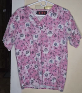 Beverly Hills Uniforms Women's Scrub Top Size Medium Pink Flowers EUC - Picture 1 of 1