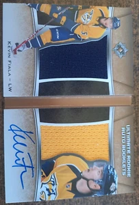 2015-16 Ultimate folleto de novato - Kevin Fiala novato parche automático doble #1/99 - Imagen 1 de 6