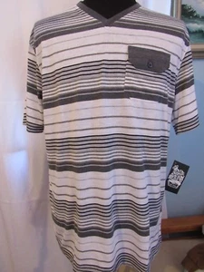 CAMISA ANTIGUA SKOOL BLANCA A RAYAS GRIS MANGA CORTA CUELLO EN V, TALLA GRANDE, NUEVA CON ETIQUETAS - Imagen 1 de 5