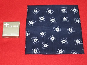 Clé USB 2 go LEXON CANAL+ et bandana M6 - Photo 1/7