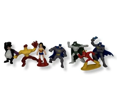 Lote de 7 mini figuras Batman Brave and the Bold McDonald’s DC Comics 2010 - Imagem 1 de 4