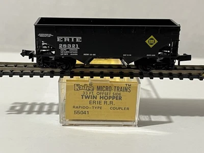 KADEE MICRO TRENES 55041 55040 ERIE 33' OFFSET 2 BAHÍAS TOLVA 28321 ETIQUETA AMARILLA N Foto 1 de 4