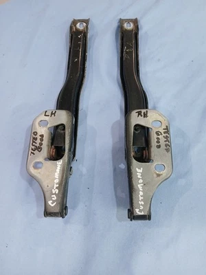 88-91 Buick Reatta Trunk Lid Hinges Grade A - Image 1 of 3