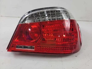 Luz trasera derecha para pasajeros BMW M5 06-10 - Imagen 1 de 7