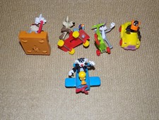 5 MIXED LOONEY TUNES FIGURES LOT, 1989 MCDONALD'S, BUGS, DAFFY, TAZ, COYOTE
