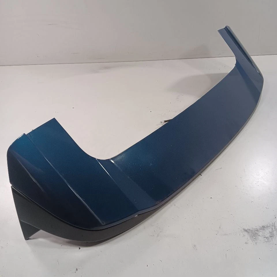 Alerón trasero para Chevy Trailblazer 21-23 Foto 1 de 4