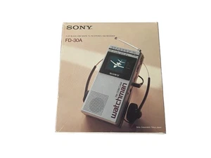 Box und Kopfhörer nur Sony Watchman FD-30A / Steckkarte Garantie kein Radio - Bild 1 von 10