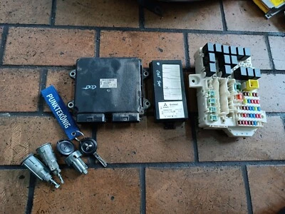 Orig. Kit centralina motore Mitsubishi Colt VI CZ3 1.1 55kW 1860B096 1860109600 - Immagine 1 di 4