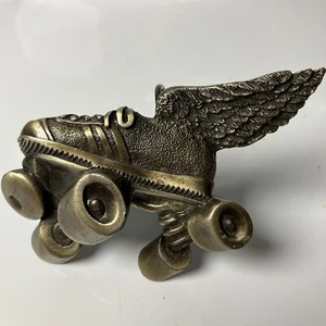 WINGED ROLLER SKATES BELT BUCKLE!BERGAMOT Brass 1980 USA 80s Vtg - Picture 1 of 9