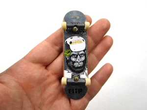 Tech Deck Birdhouse Tony Hawk Ape Series Planet of the Apes Finger Skateboard - Picture 1 of 6